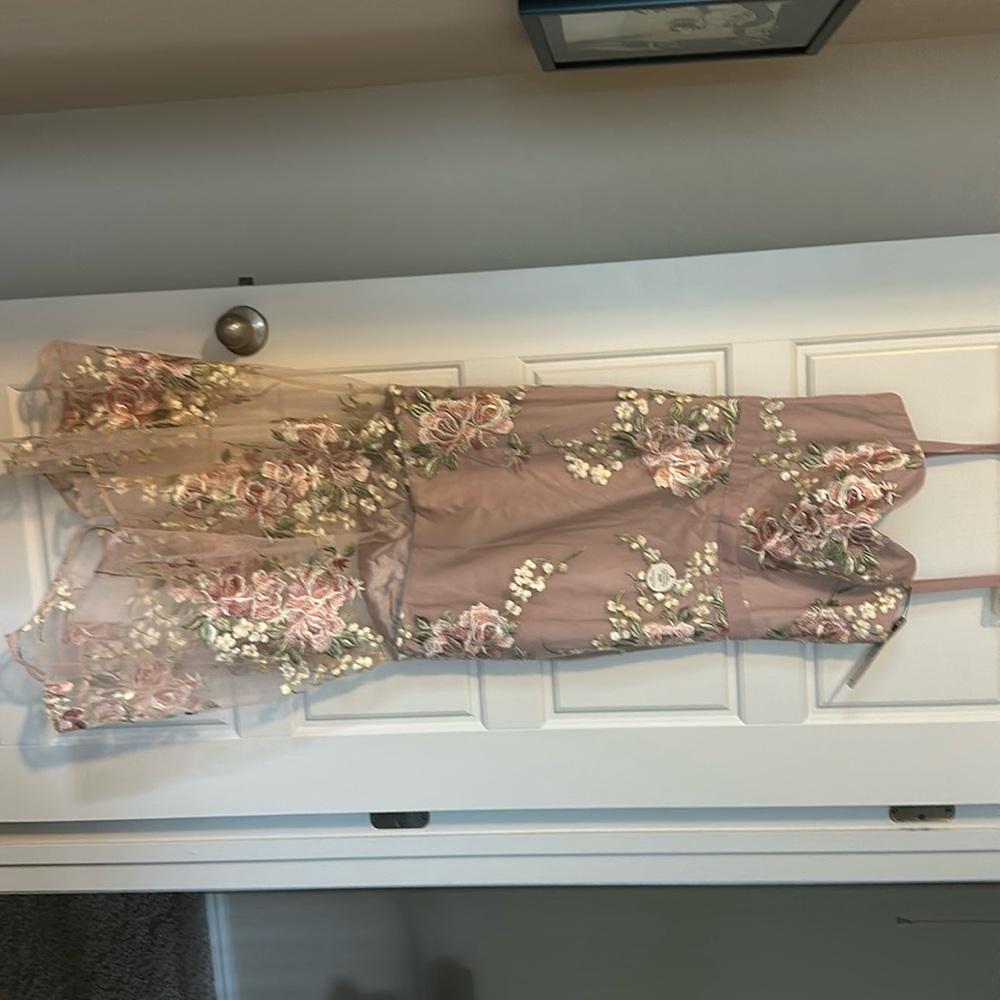 Beautiful mermaid style plum floral dusty rose dress
